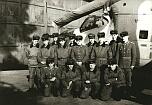 alle EK´s (89/II), die am 24.Februar 1989 entlassen wurden. Im Hintergrung Mi-24 vor der KFZ-Halle